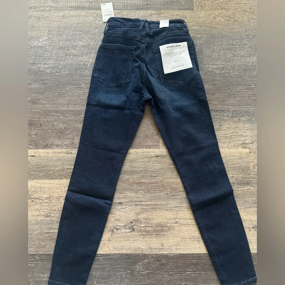 NWT Good American Good Legs Jeans dark Blue size‎ 26 2 28” inseam